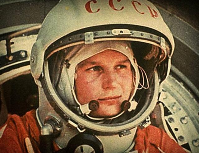 首个进入太空的女子，因地面失误飞船偏离轨道，她却隐藏30年秘密