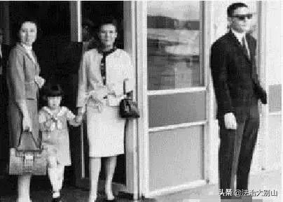 蒋经国三个儿子的人生悲剧