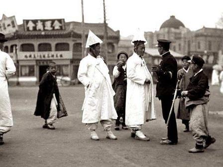 历史上日本殖民韩国35年，甚至要迁都到首尔，最终为何放弃？